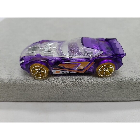 Hot Wheels Purple Nerve Hammer Car 1:64 - Picture 5 of 14